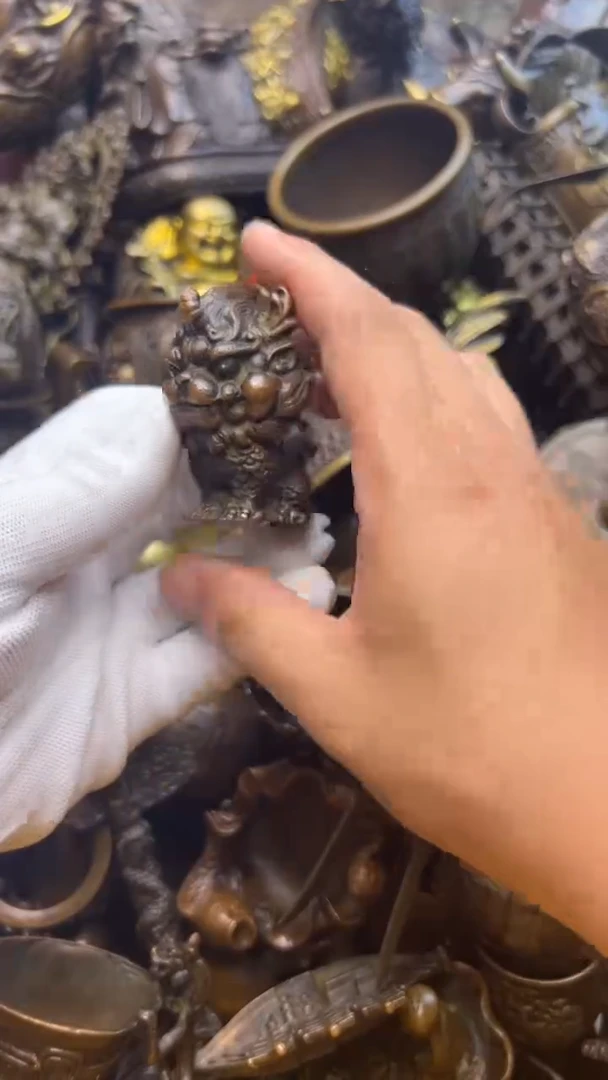 精美铜器，点击下单