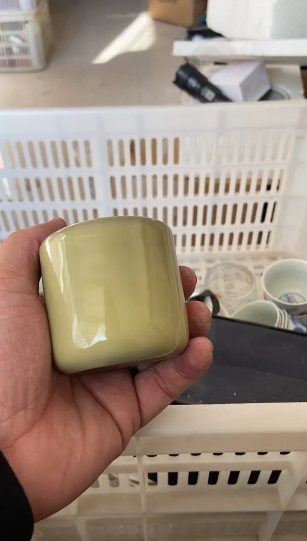 杯无运费险有瑕疵的摄影的产品有使用过的痕迹有点脏介意勿拍