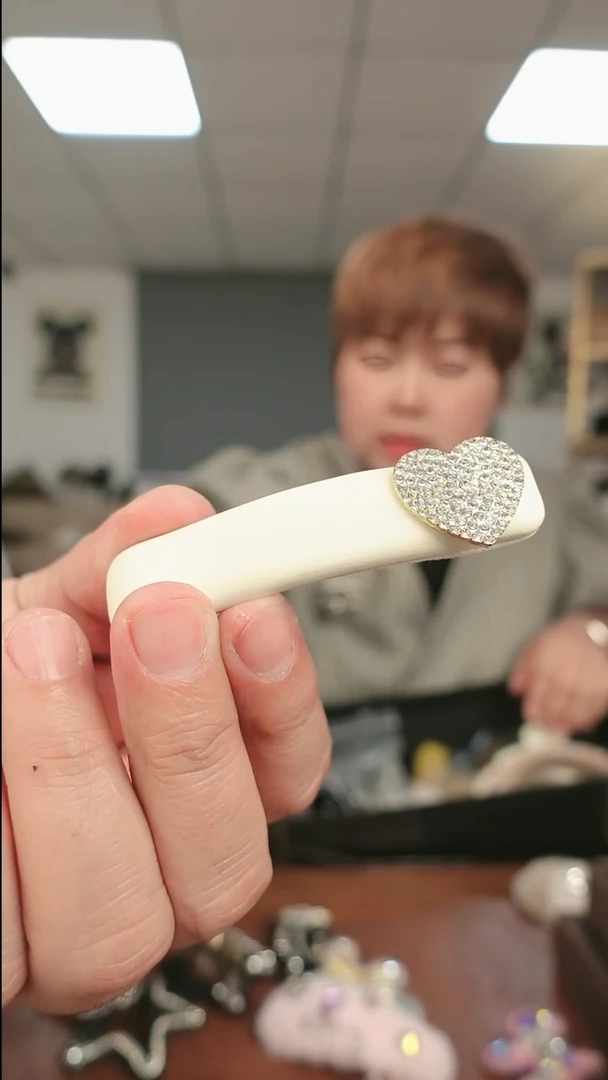 非金属布艺侧夹