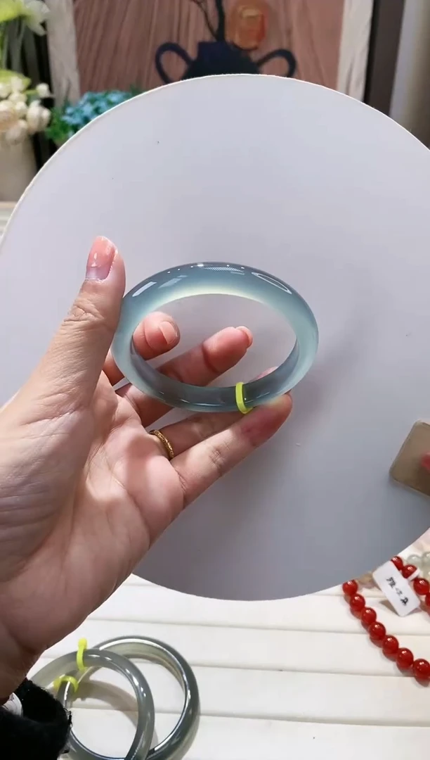 手镯玛瑙/玉髓未镶嵌14-56.6