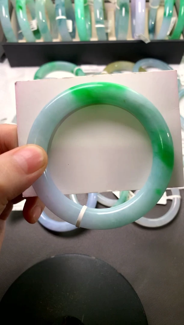 未镶嵌手镯（圆镯）翡翠闲*闲56.5*10.5*10.6