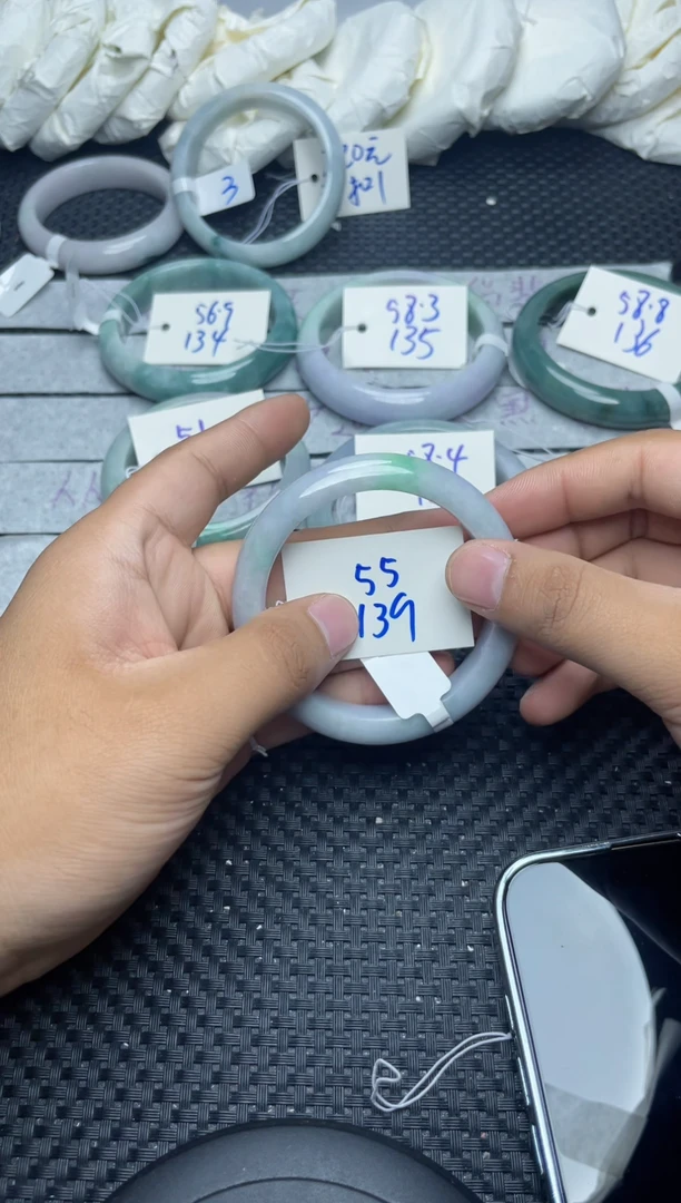 未镶嵌手镯翡翠野****师139