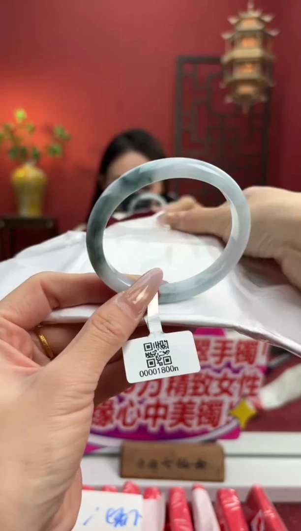 未镶嵌手镯（贵妃镯）翡翠翡翠手镯6