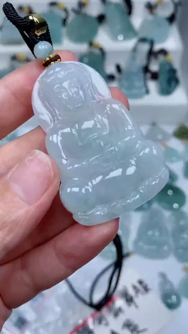颈饰未镶嵌翡翠吊坠