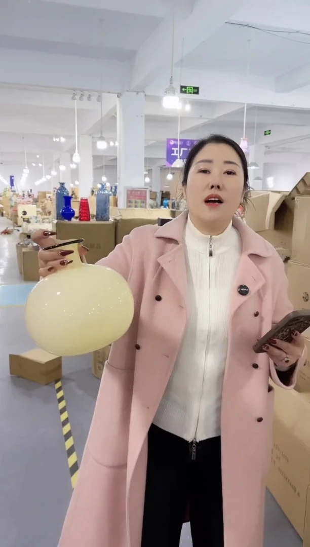 【闪购商品】玻璃唐总花瓶厂微瑕-Z2NO