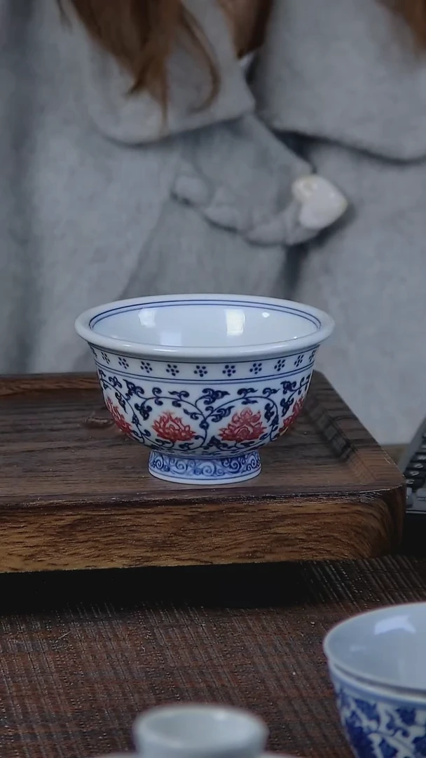 【闪购商品】折葵非器手工手绘青花釉里红缠枝压手杯