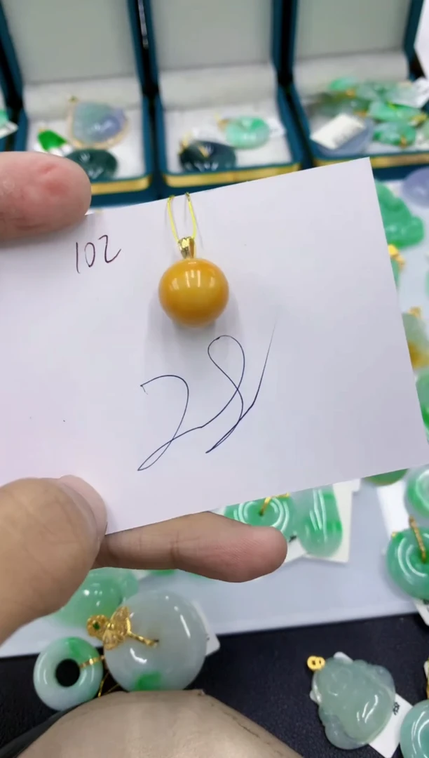 颈饰未镶嵌翡翠111111111111