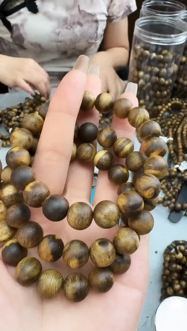 沉香手串1110白棋圆珠单圈多样性发一