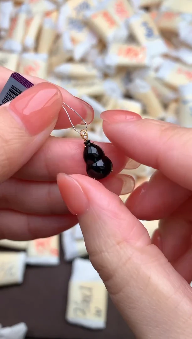 【闪购商品】翡翠挂件18K金镶嵌—