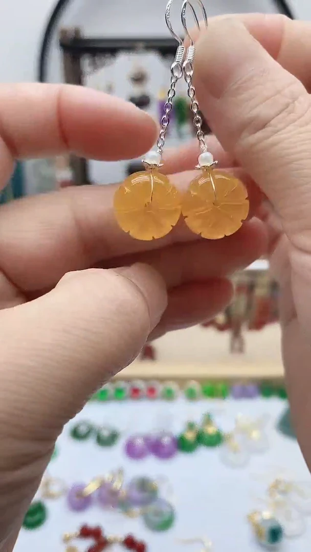 银S925镶嵌石英质玉（天山翠）耳饰694