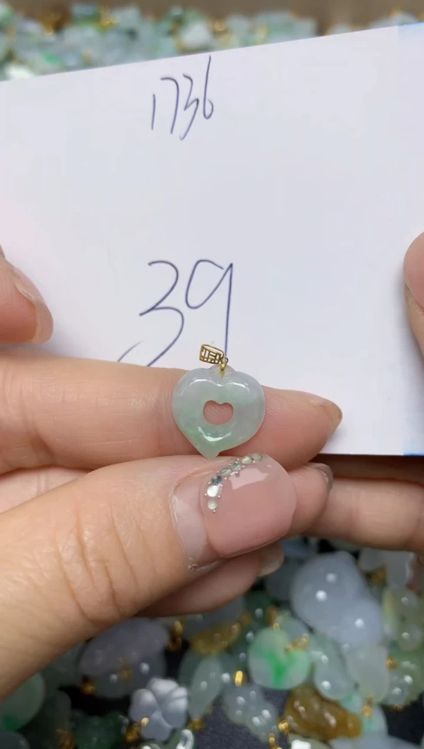 【闪购商品】翡翠挂件18K金镶嵌 天然翡翠A货