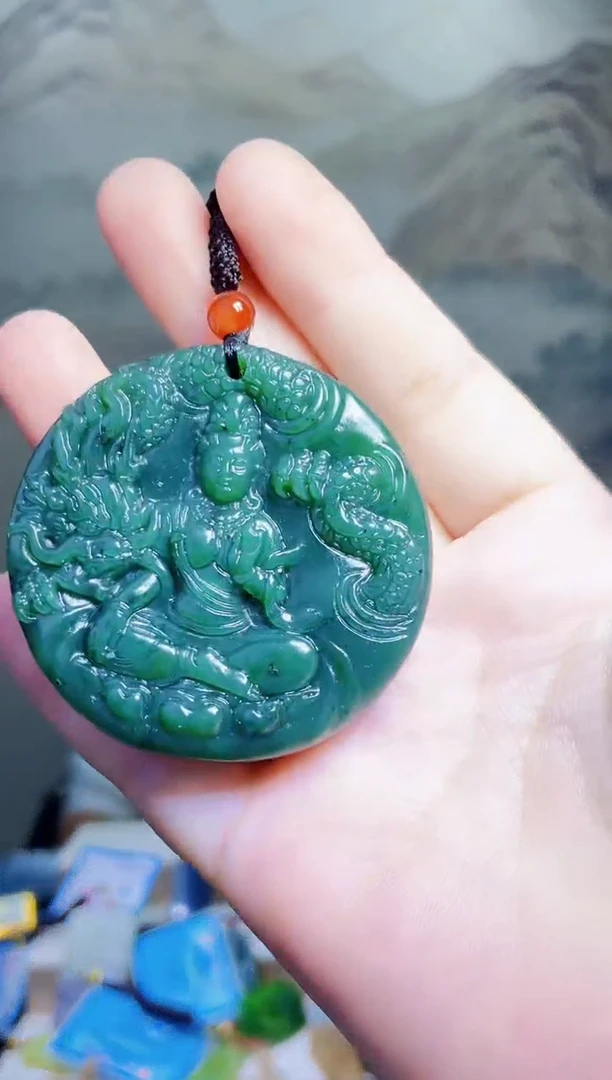 颈饰未镶嵌和田玉1