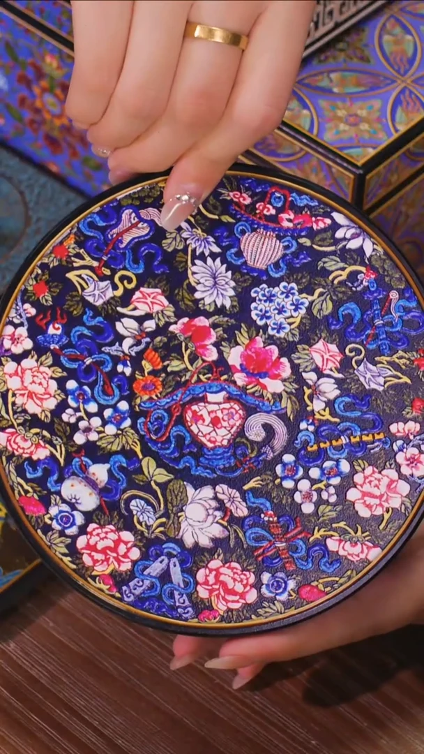 壹藏贰宝暗八仙大垫子一片