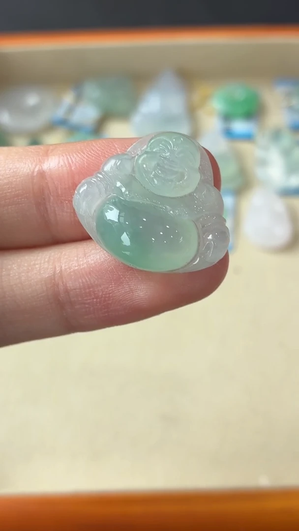 定制翡翠未镶嵌Q757