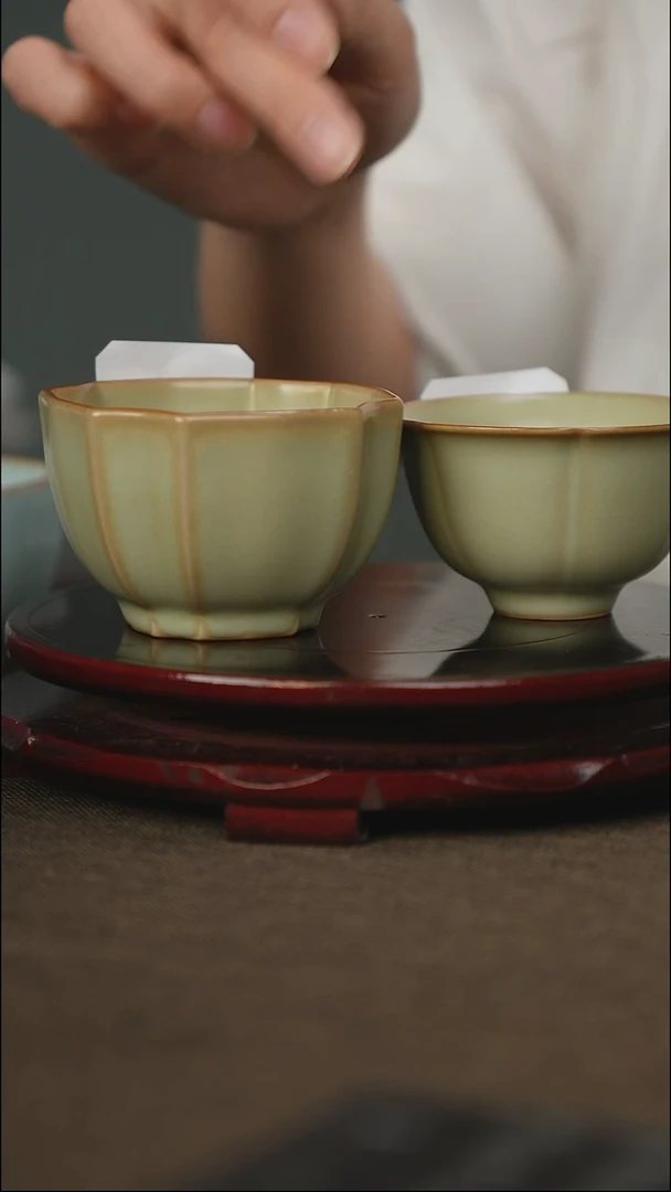 爱*啵葵口杯 花口杯