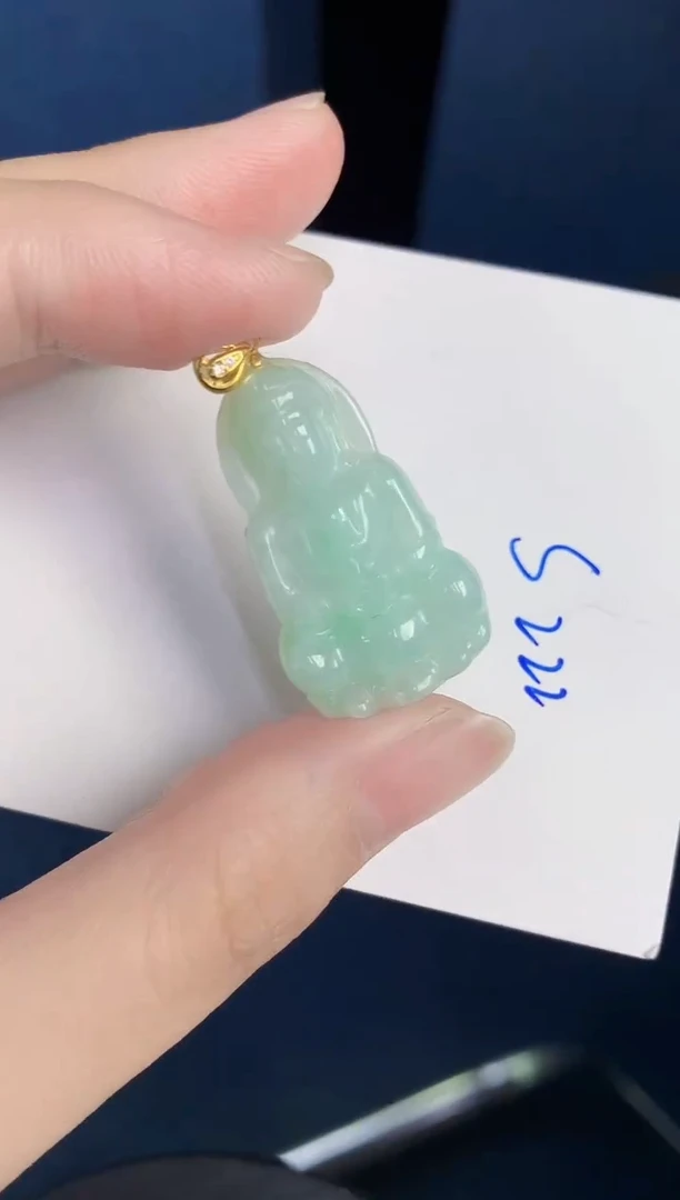 颈饰未镶嵌翡翠天然翡翠缅甸A货