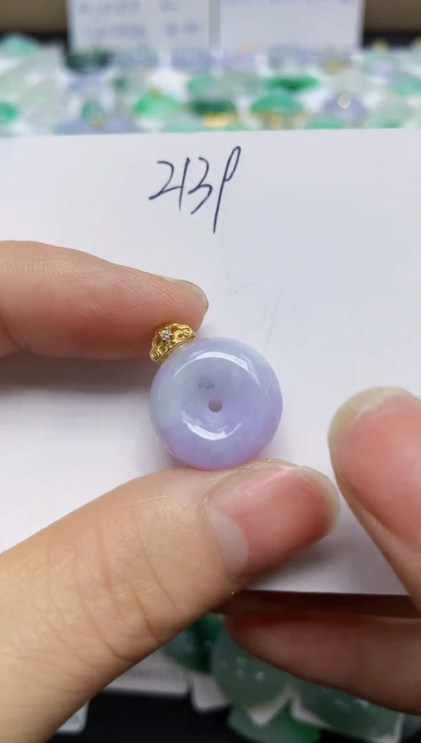 翡翠未镶嵌颈饰天然缅甸翡翠A货
