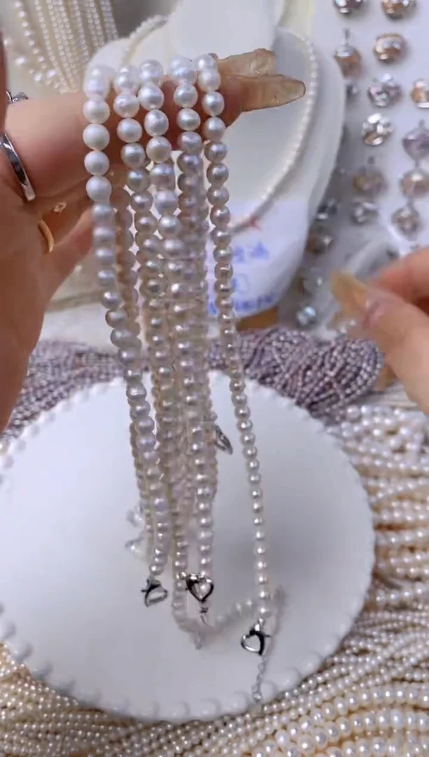 【闪购商品】淡水珍珠颈饰未镶嵌C13