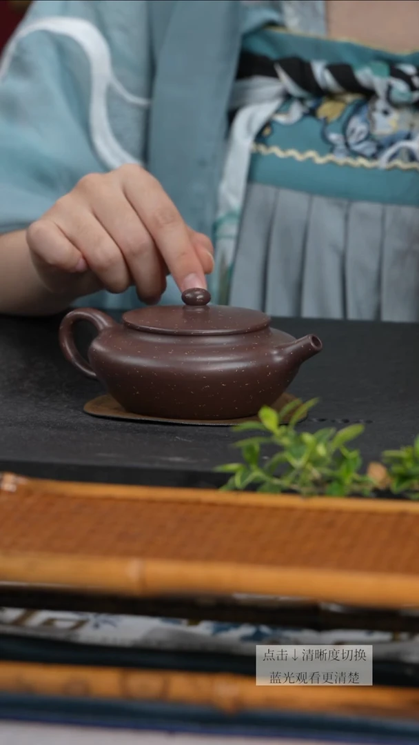 茶壶紫砂老紫泥天星扁晨壶嵇芳手作