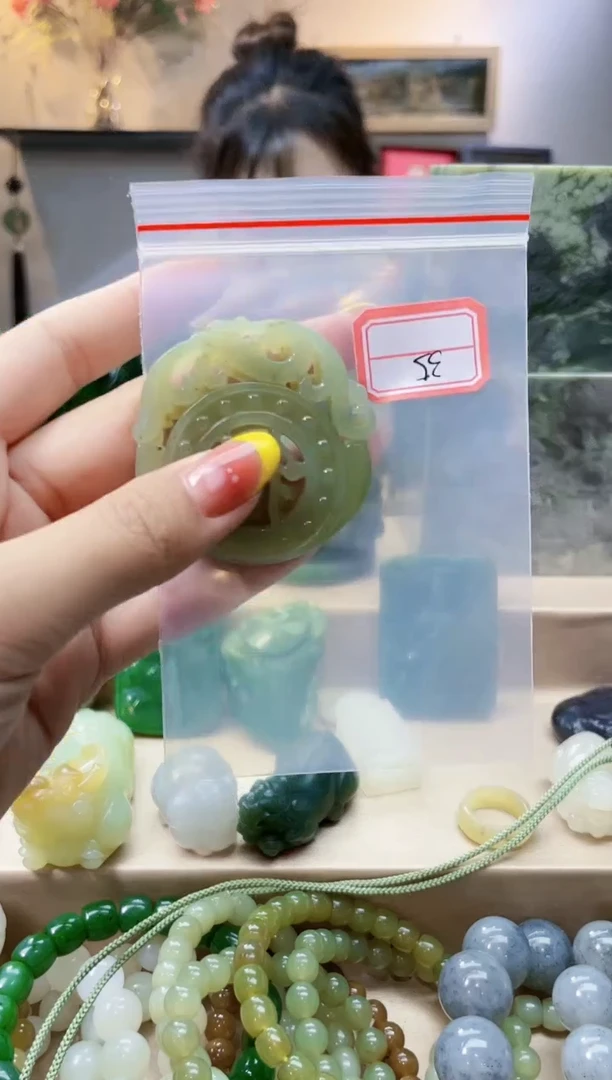 和田玉未镶嵌挂件1