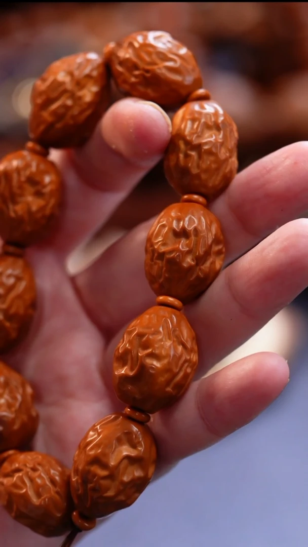 手串橄榄核一**虹苏工橄榄核