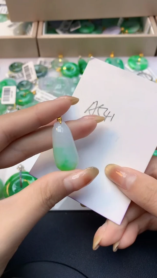 颈饰18K金镶嵌翡翠天然A货缅甸翡翠百元以上9元证书费自理