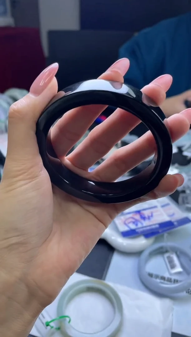 未镶嵌手镯定制翡翠•*•手镯