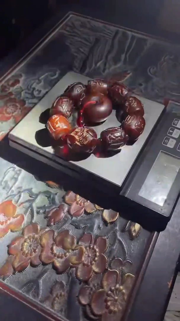 【闪购商品】【闪购商品】巧克力色辣手串