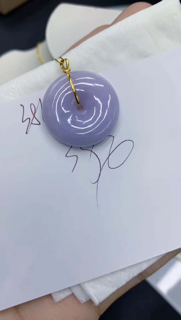 翡翠18K金镶嵌颈饰111111111111