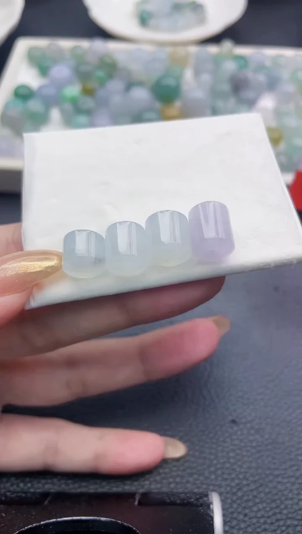 未镶嵌定制翡翠眉*珠子