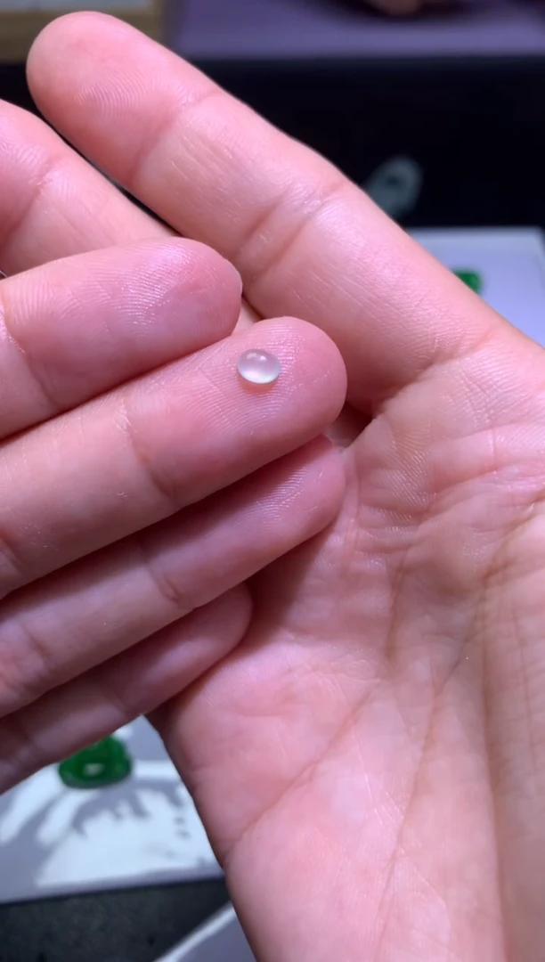 定制翡翠未镶嵌毛货