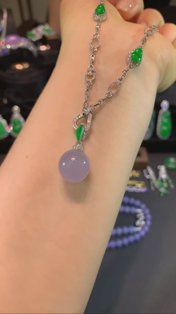 套链18K金镶嵌翡翠套链