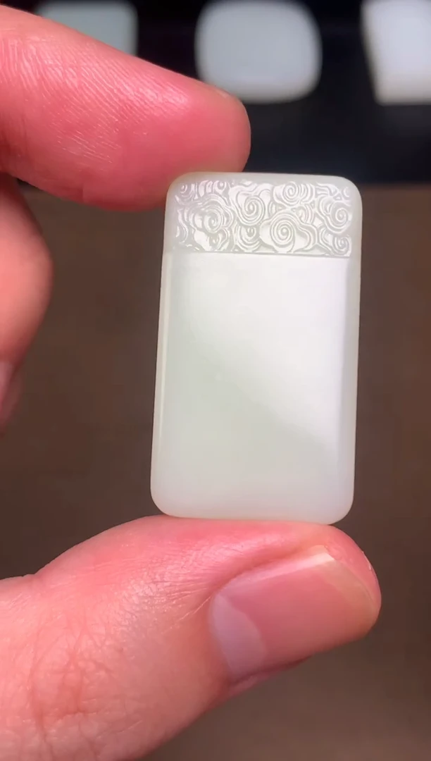 颈饰未镶嵌和田玉3 带包容