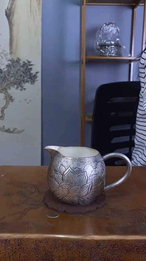 不二银工荷花公杯