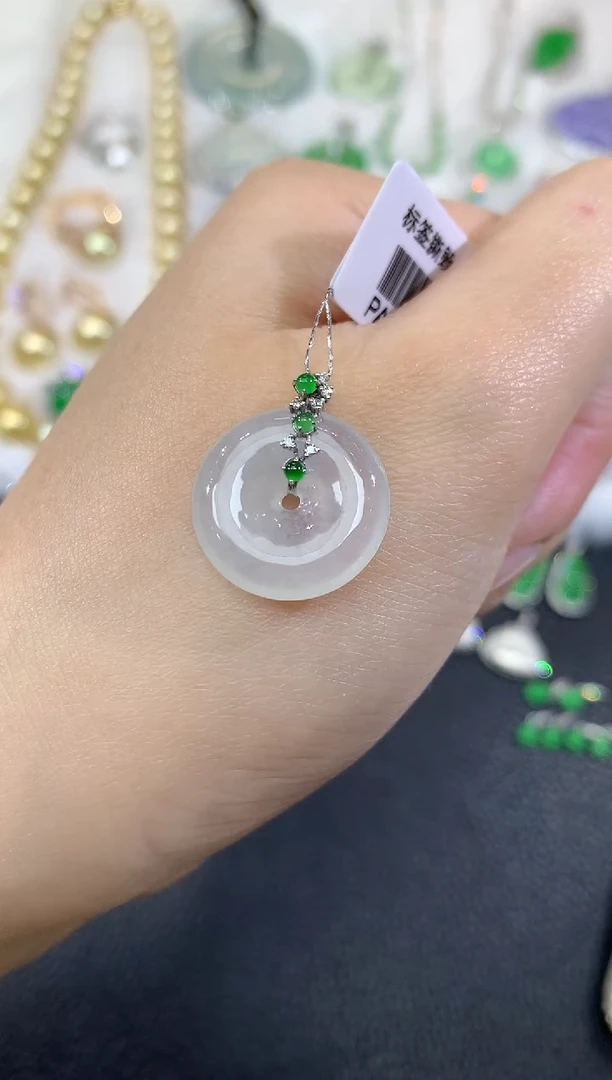 吊坠(不含链)18K金镶嵌翡翠A2 多样性发货一件