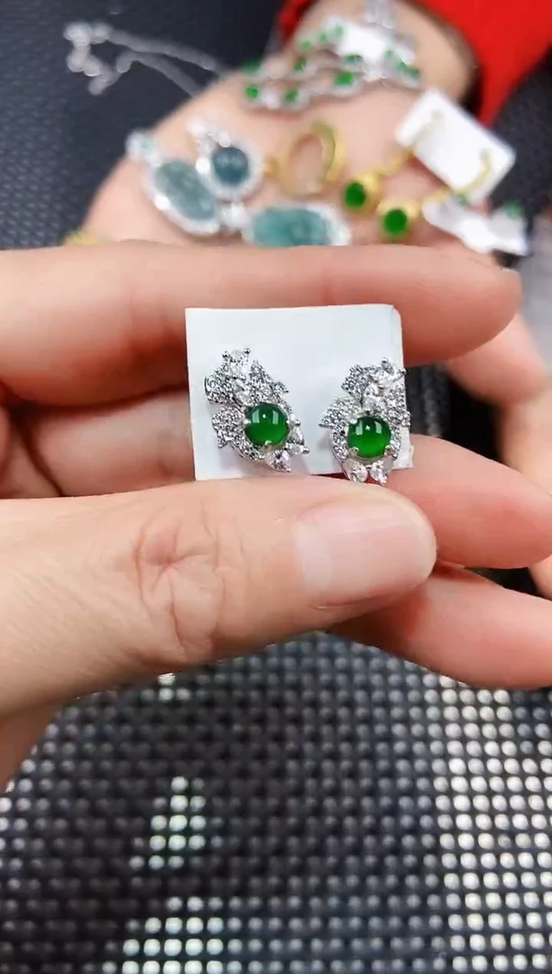 【闪购商品】翡翠耳饰未镶嵌111111111