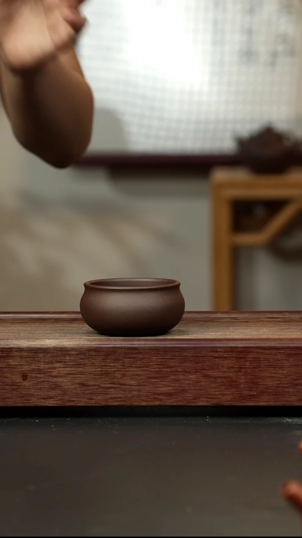 紫砂茶杯紫泥普洱杯