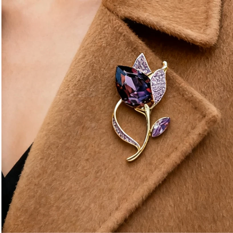 礼品水钻水晶郁金香胸针轻奢高级感胸花高档别针防走光设计礼盒装