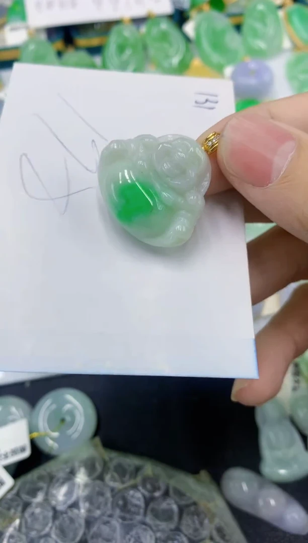 颈饰未镶嵌翡翠1111111111111