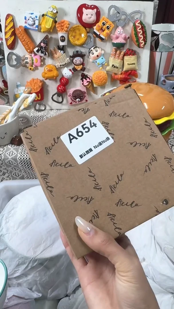 摆件陶小****?微瑕！微瑕！完美主义慎拍！偏远地区不包邮