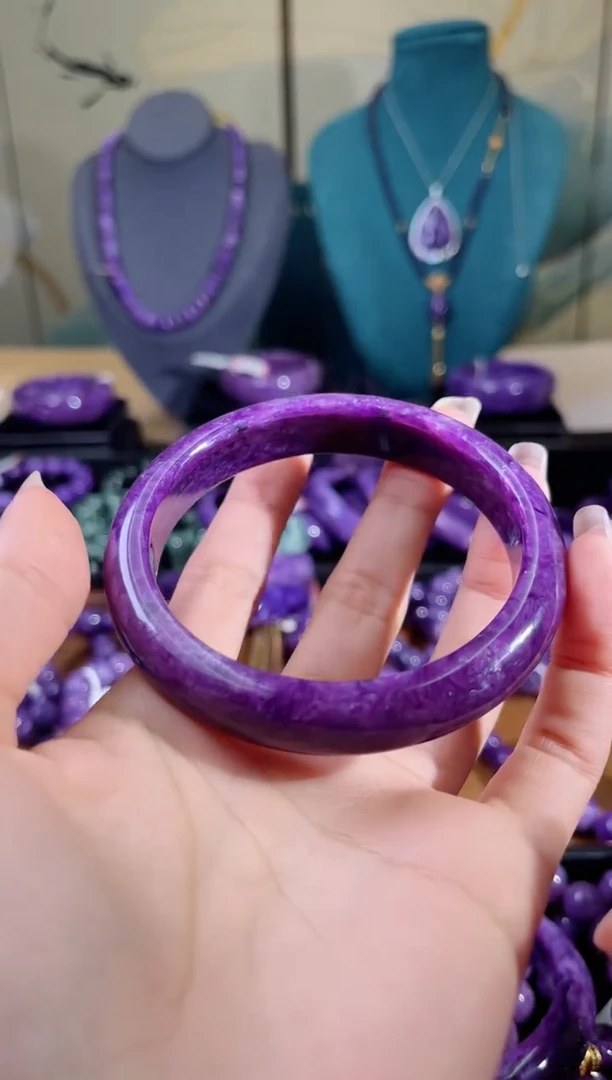 【闪购商品】查罗石（紫龙晶）手镯未镶嵌64
