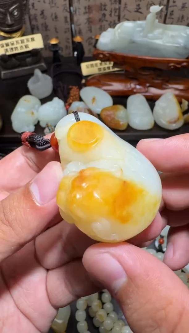 和田玉未镶嵌挂件和田玉