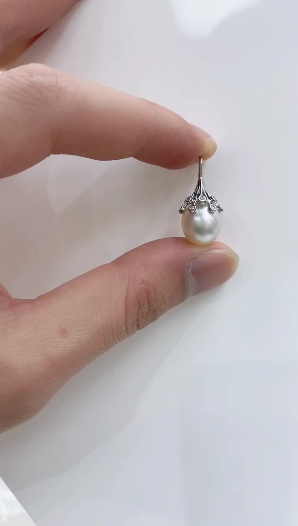【闪购商品】海水珍珠吊坠(不含链)银S925镶嵌海水珍珠吊坠