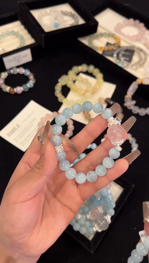 【闪购商品】水晶手链合金海蓝宝手链x1400