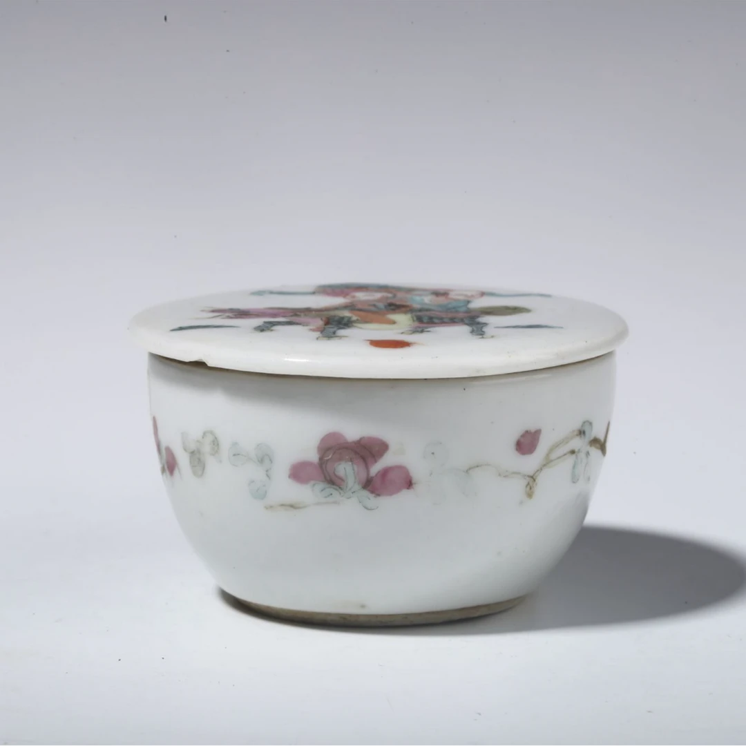 【拍卖-晚清】·粉彩麒麟送子纹盖盒