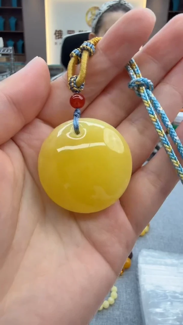 琥珀颈饰未镶嵌85秒拍号 假一罚三