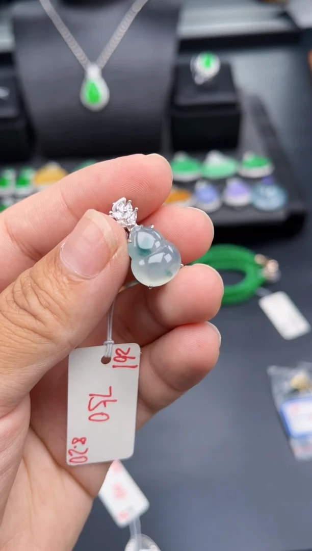 吊坠(不含链)银S925镶嵌翡翠多人