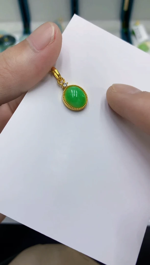 颈饰未镶嵌翡翠翡翠