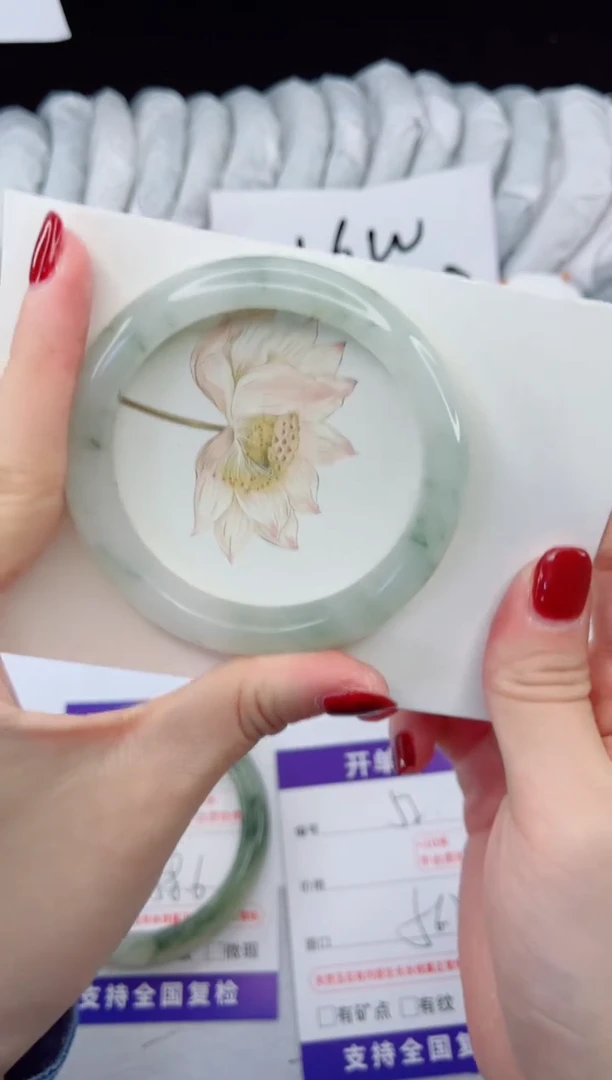 【闪购商品】石英质玉手镯合金52-56.3