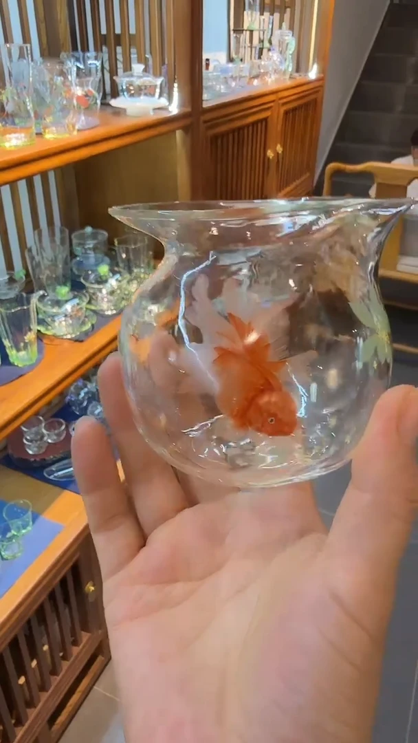 ?****?03号手绘钱袋金鱼公道杯